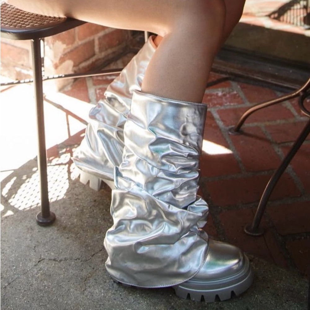 Azalea Wang Sybel Button Silver Flat Bootie